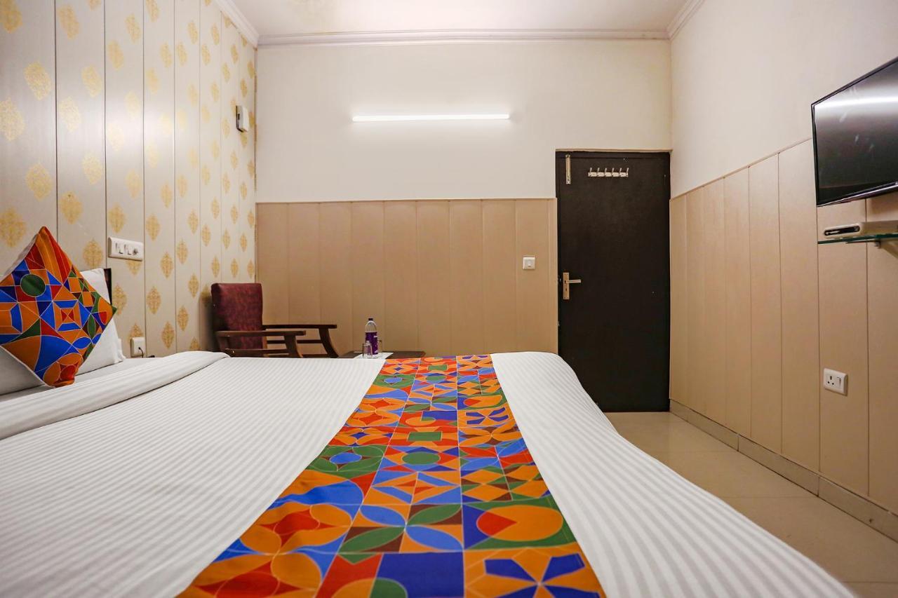 Fabexpress Limewood Hotel Dehradun Exterior photo